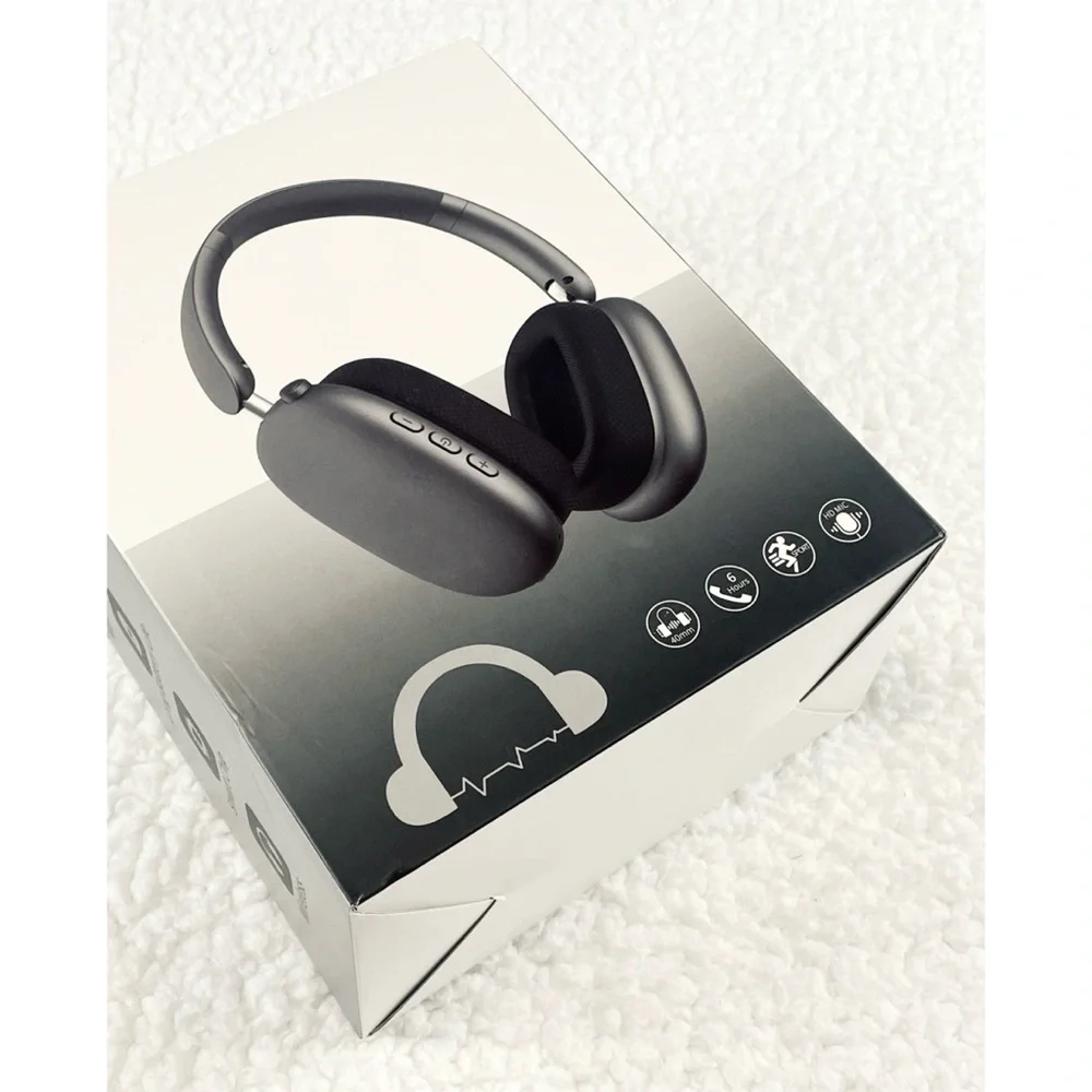 (NIB) Silver Wireless Over-The-Ear Headphones - Picture 9 of 9